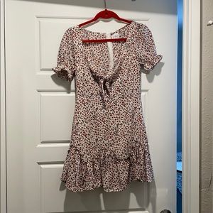 Floral mini dress with puff sleeves